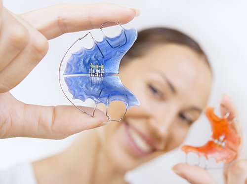 post braces care retainer 56761675.jpg